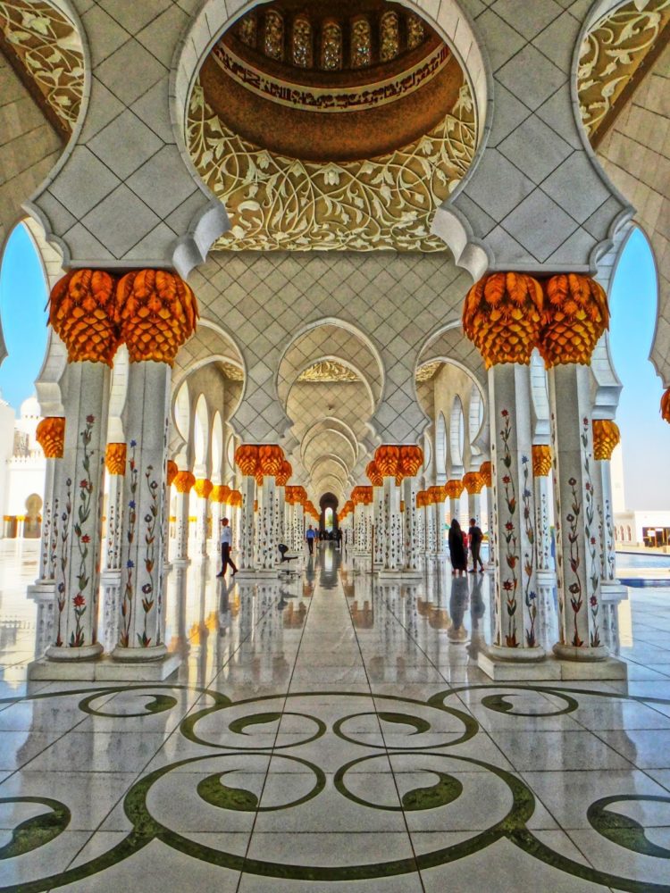 gambar masjid modern