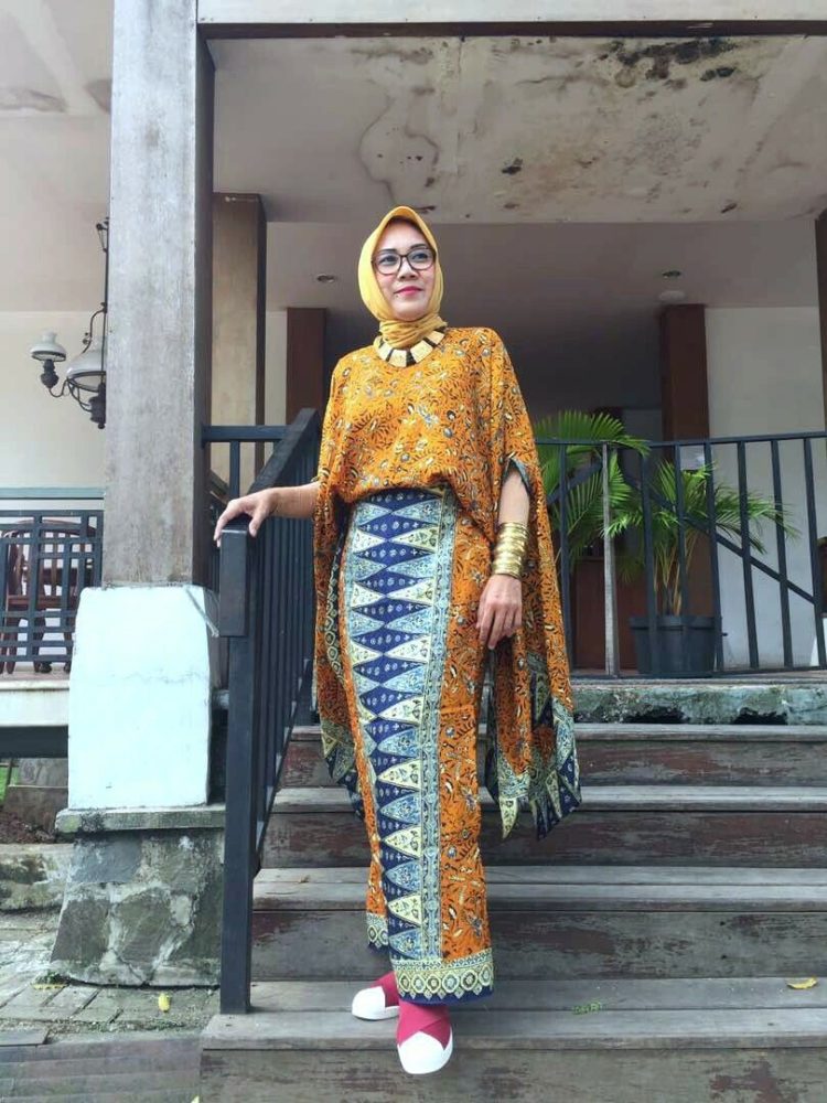 model baju batik jumputan palembang