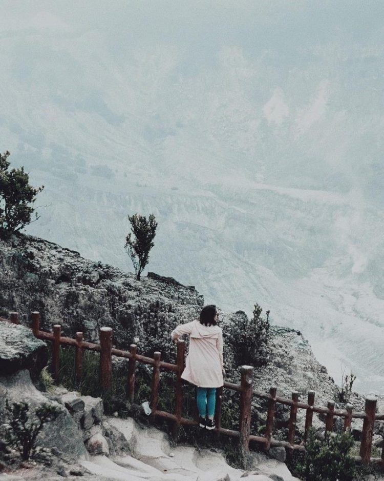 tangkuban perahu kalebu jenis cerita