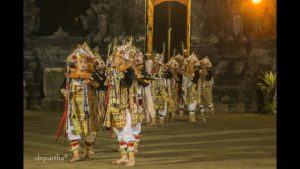 [Lengkap] Tari Baris Bali: Sejarah, Jenis, Fungsi, Pola Lantai + Video